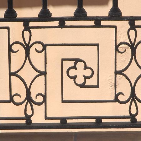 Hostal Parellades Σίτζες Εξωτερικό φωτογραφία