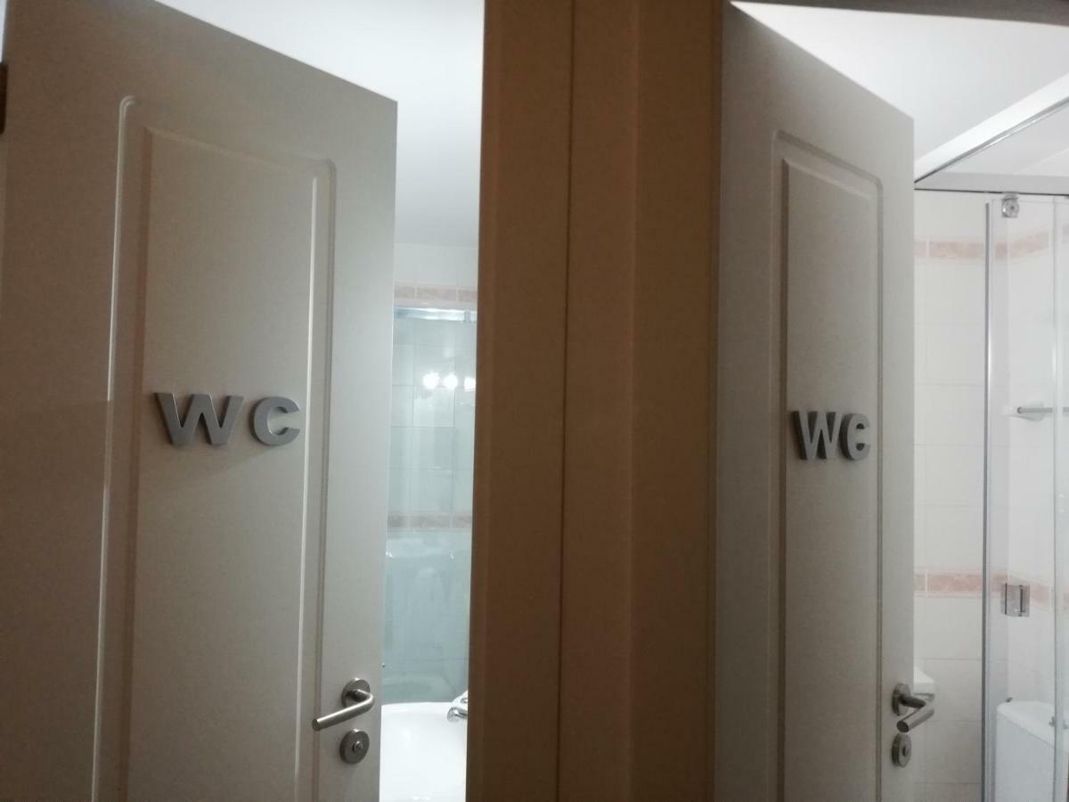 Hostal Parellades Σίτζες Εξωτερικό φωτογραφία